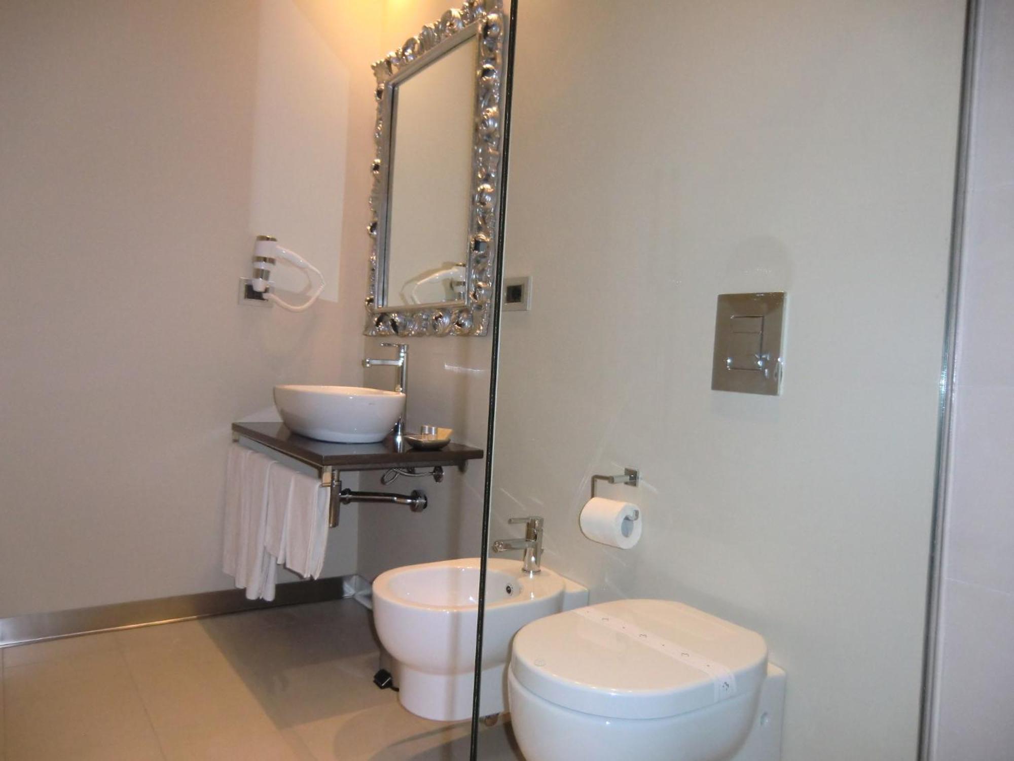B&Beach Cagliari Guest House Ruang foto