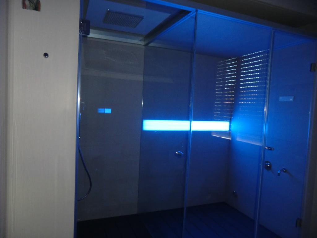 B&Beach Cagliari Guest House Bagian luar foto