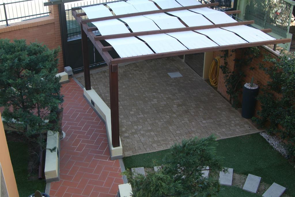 B&Beach Cagliari Guest House Bagian luar foto