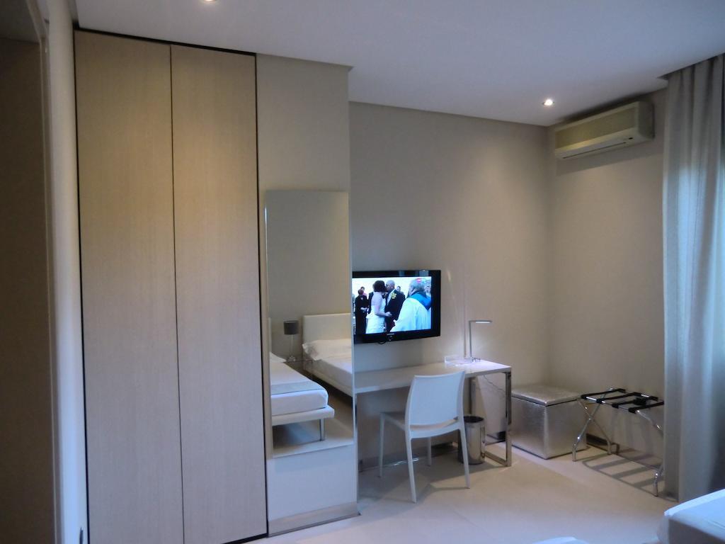 B&Beach Cagliari Guest House Ruang foto